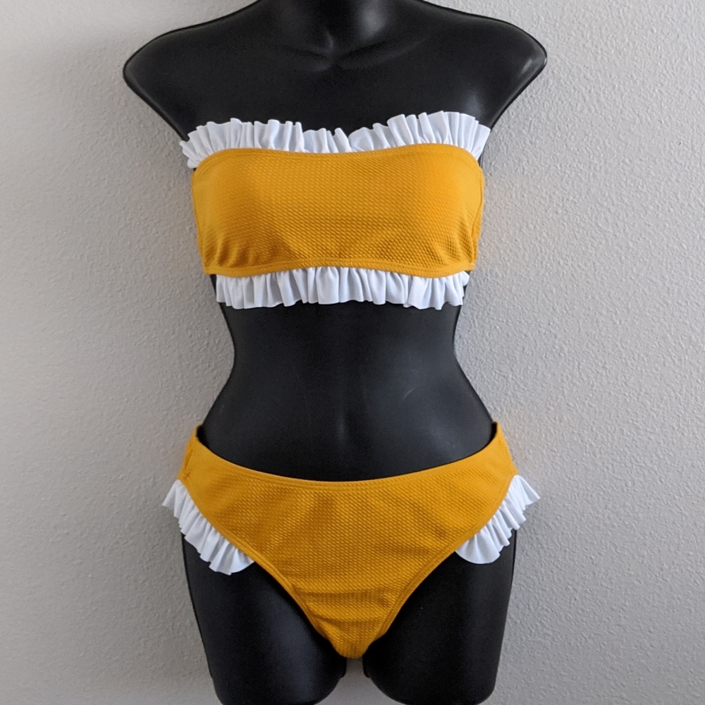Flatter Me Women's Hipster Ruffle 2 pc Bikini Swim